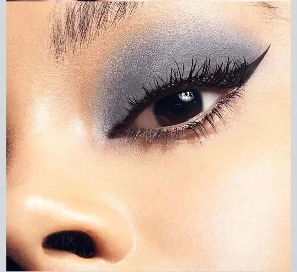 Stila Suede Shade Liquid Eye Shadow in shade 'Something Blue'